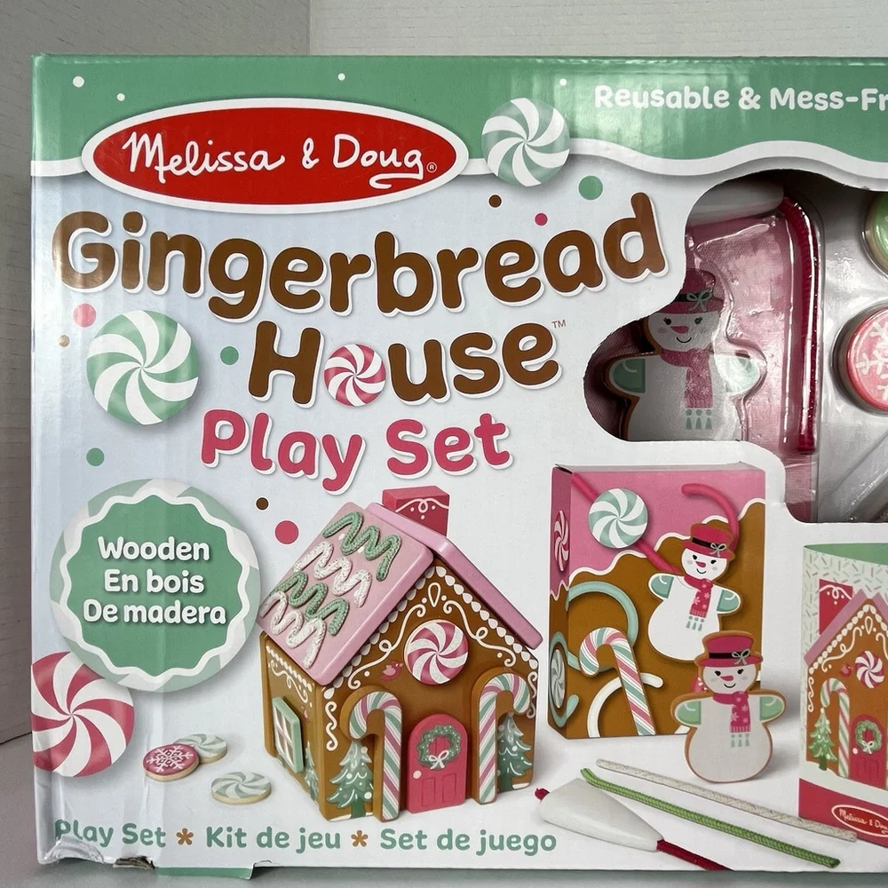 GINGERBREAD HOUSE PLAYSET- PINK Melissa & Doug - Wooden 38 Pieces CHRISTMAS 2025
